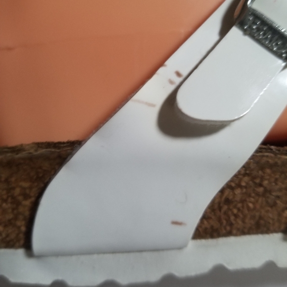 - Birkenstocks Florida White 3 Strap Patent Sandals - Picture 7 of 9